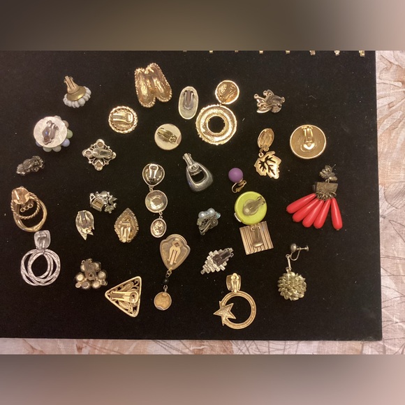 Single earrings - Picture 2 of 10